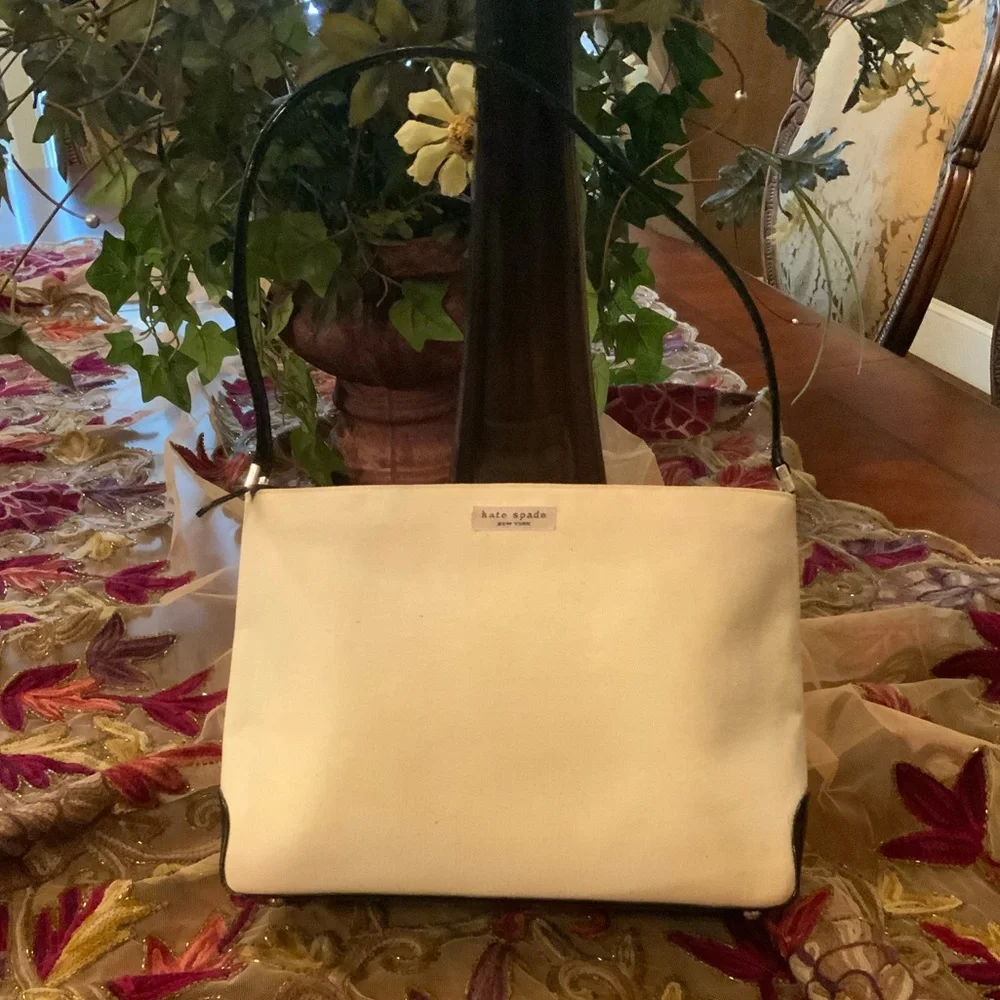 ❤️❤️ Vintage Kate Spade shoulder bag - cream and black❤️❤️